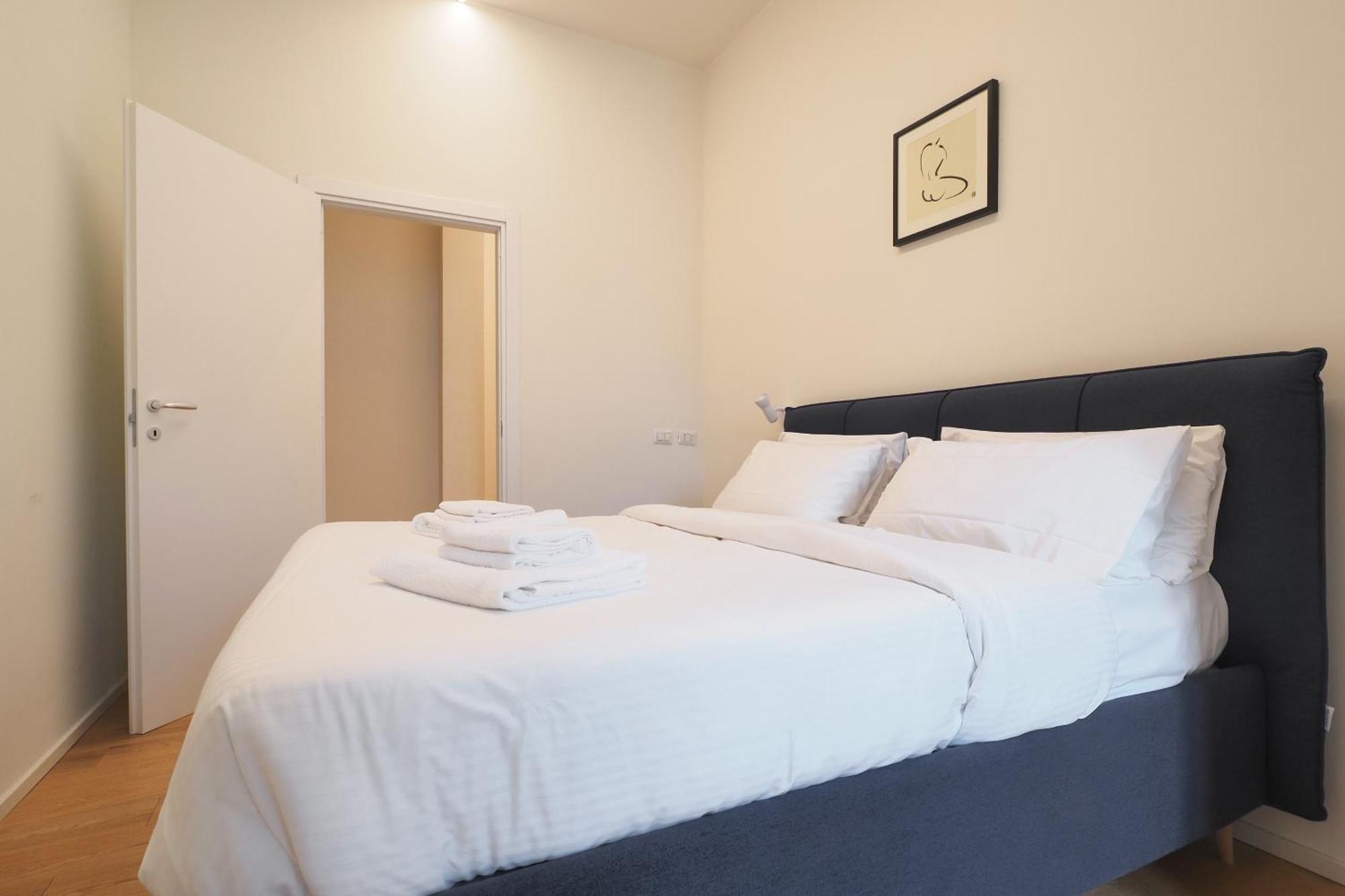 Missori Luxury Apartments Milan Luaran gambar